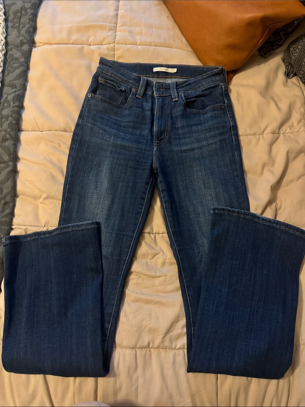 726 Levi size 27 Dark Blue Women's Straight-Leg Jeans